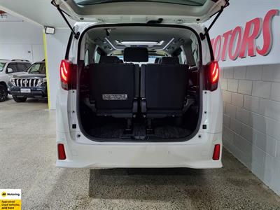 2016 Toyota Alphard - Thumbnail