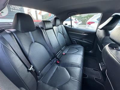 2021 Toyota Camry - Thumbnail