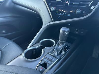 2021 Toyota Camry - Thumbnail