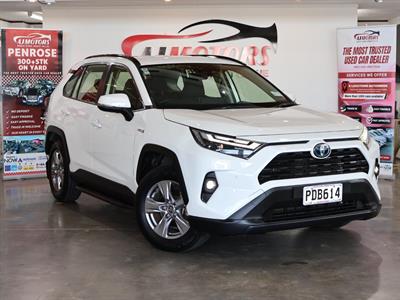 2022 Toyota RAV4 - Thumbnail