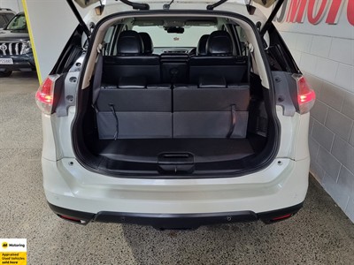 2017 Nissan X-Trail - Thumbnail