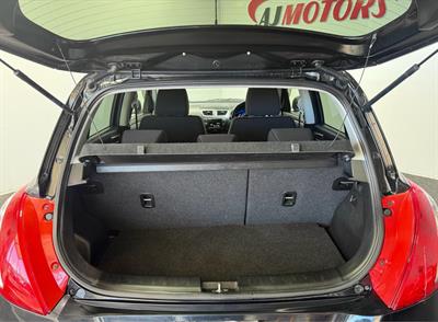 2013 Suzuki Swift - Thumbnail