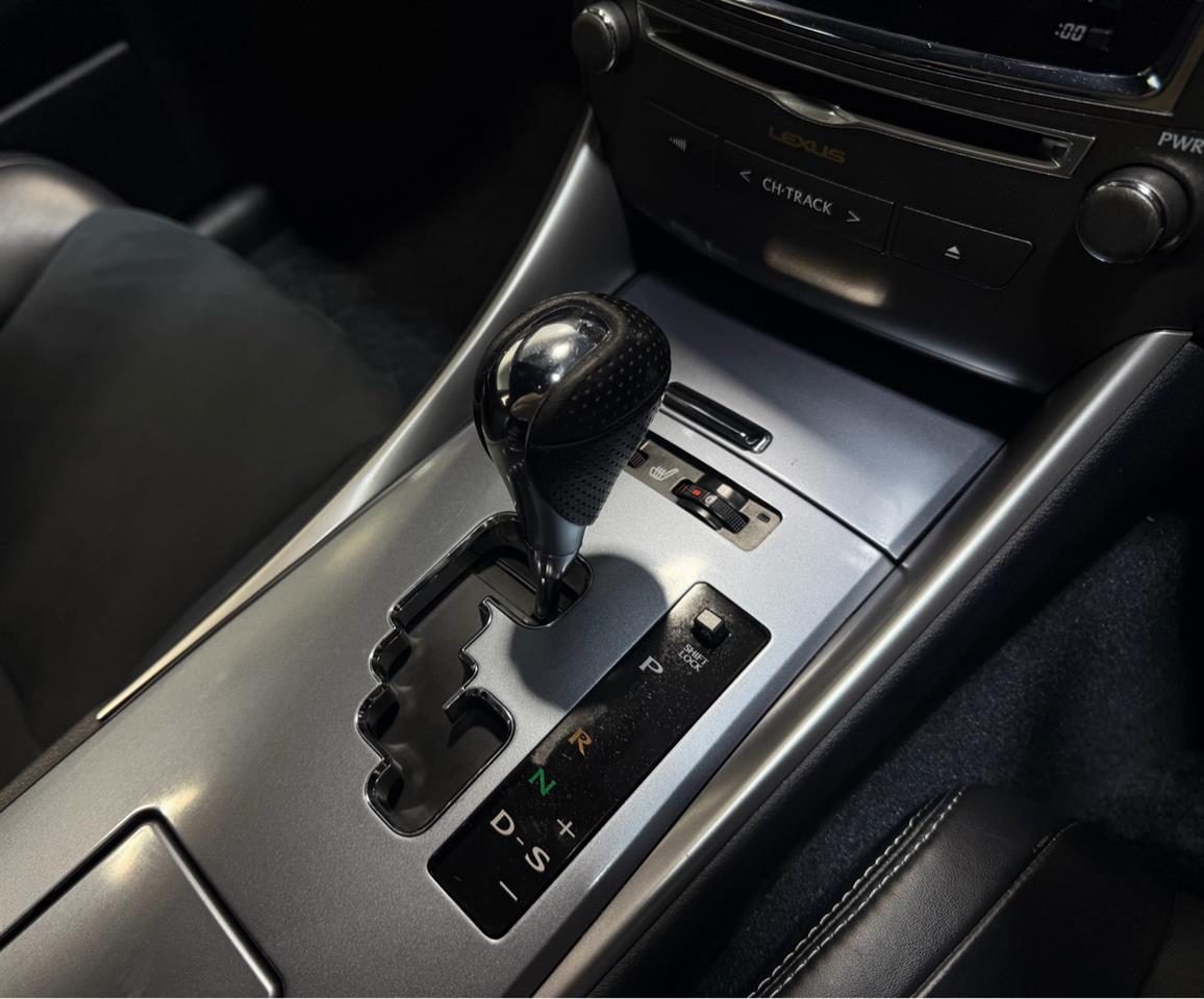 2013 Lexus IS