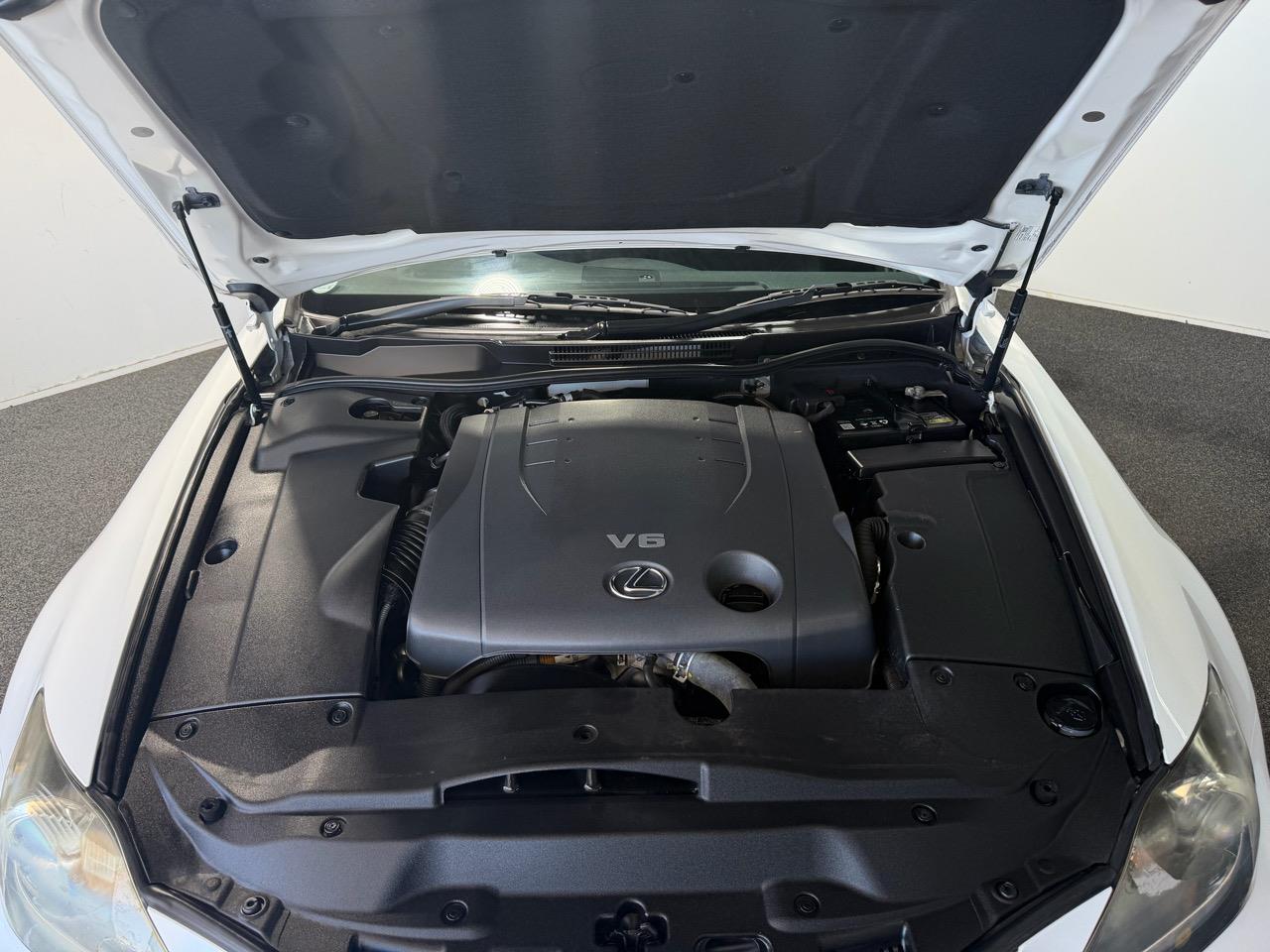 2013 Lexus IS
