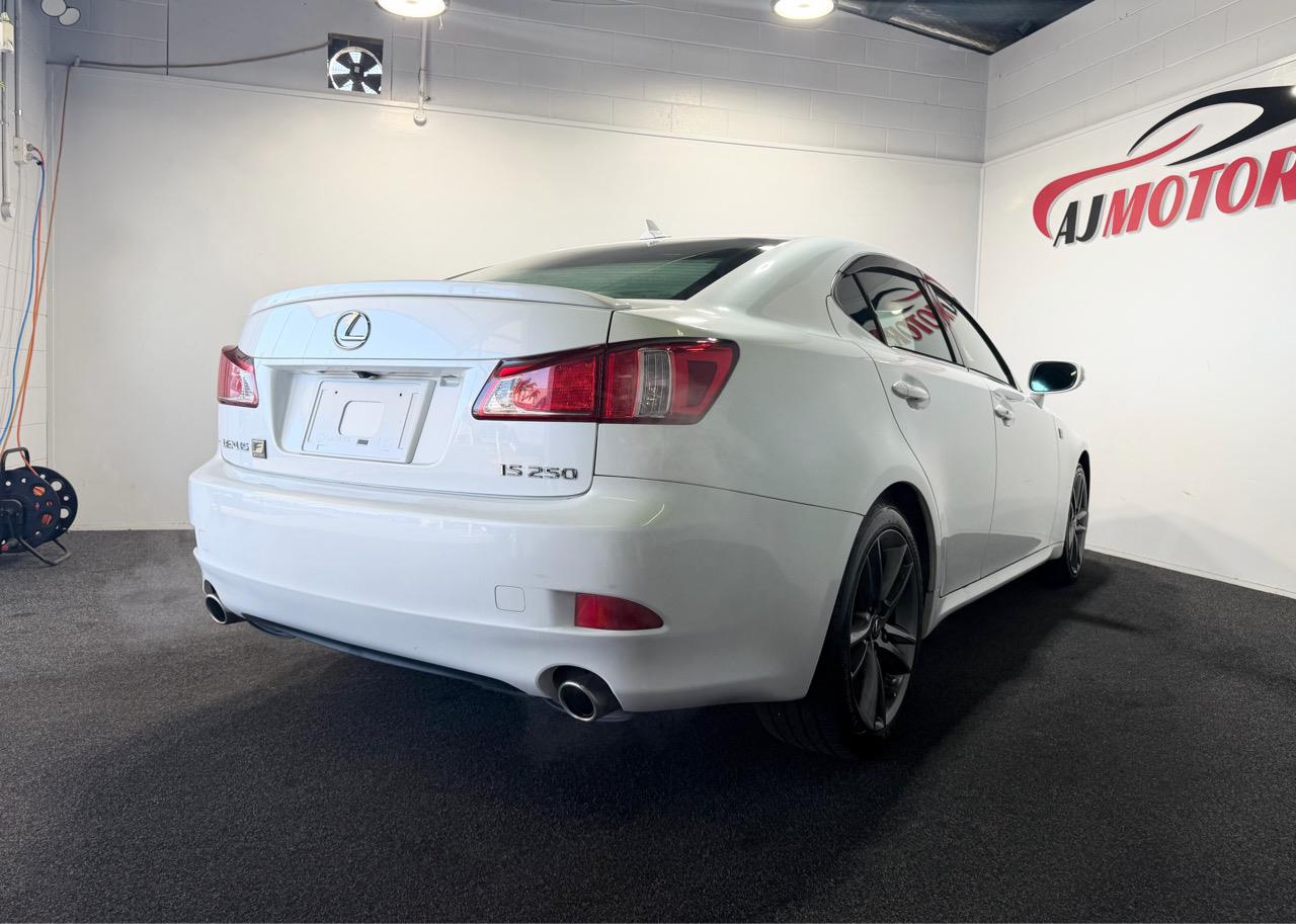 2013 Lexus IS