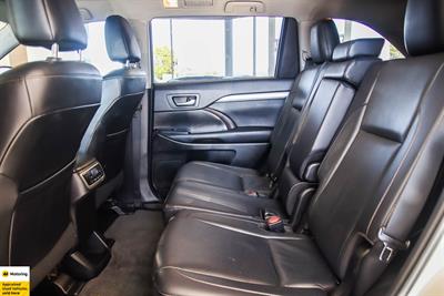2019 Toyota Highlander - Thumbnail
