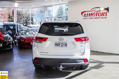 2019 Toyota Highlander - Thumbnail