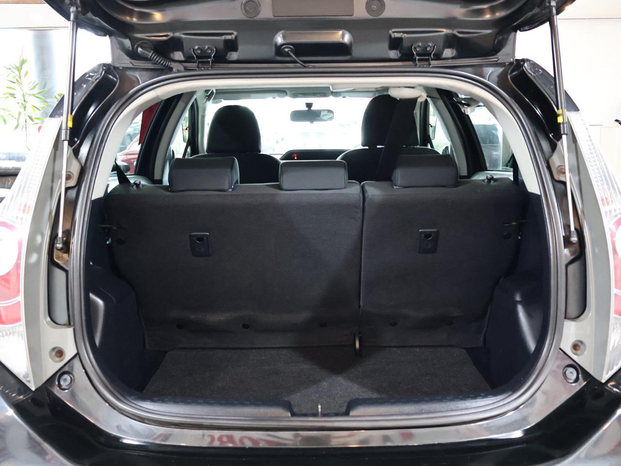 2013 Toyota Aqua