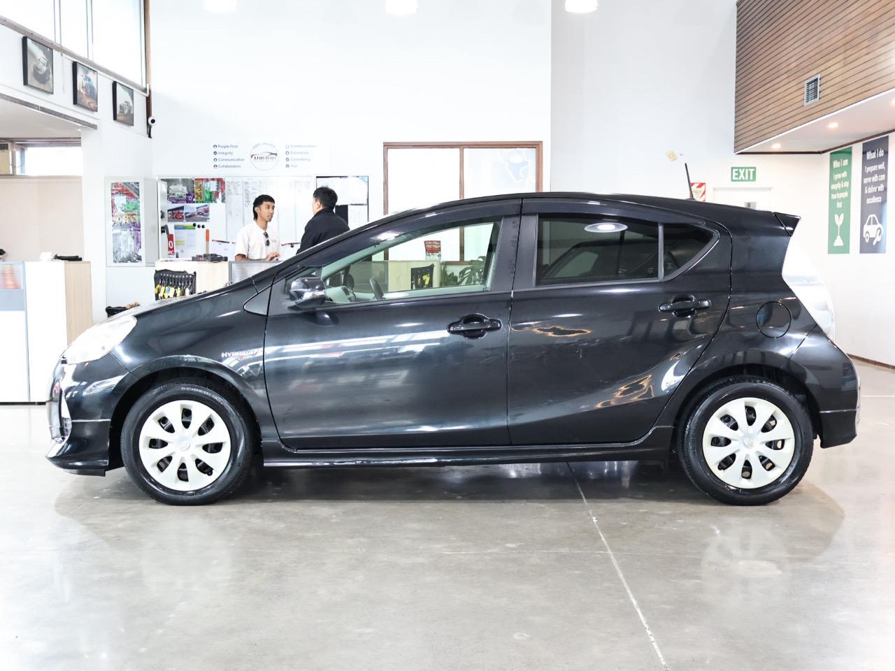 2013 Toyota Aqua