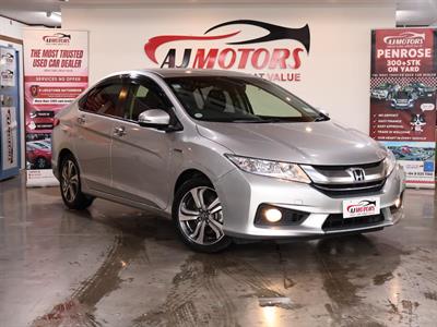 2015 Honda Grace - Thumbnail