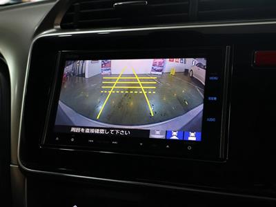 2015 Honda Grace - Thumbnail