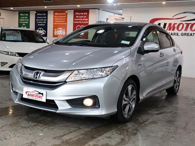 2015 Honda Grace - Thumbnail