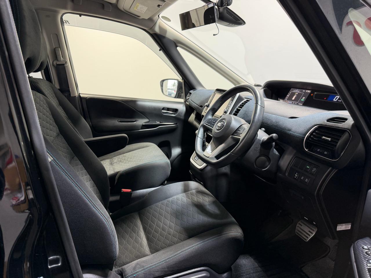 2017 Nissan Serena