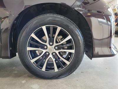 2014 Toyota Estima - Thumbnail