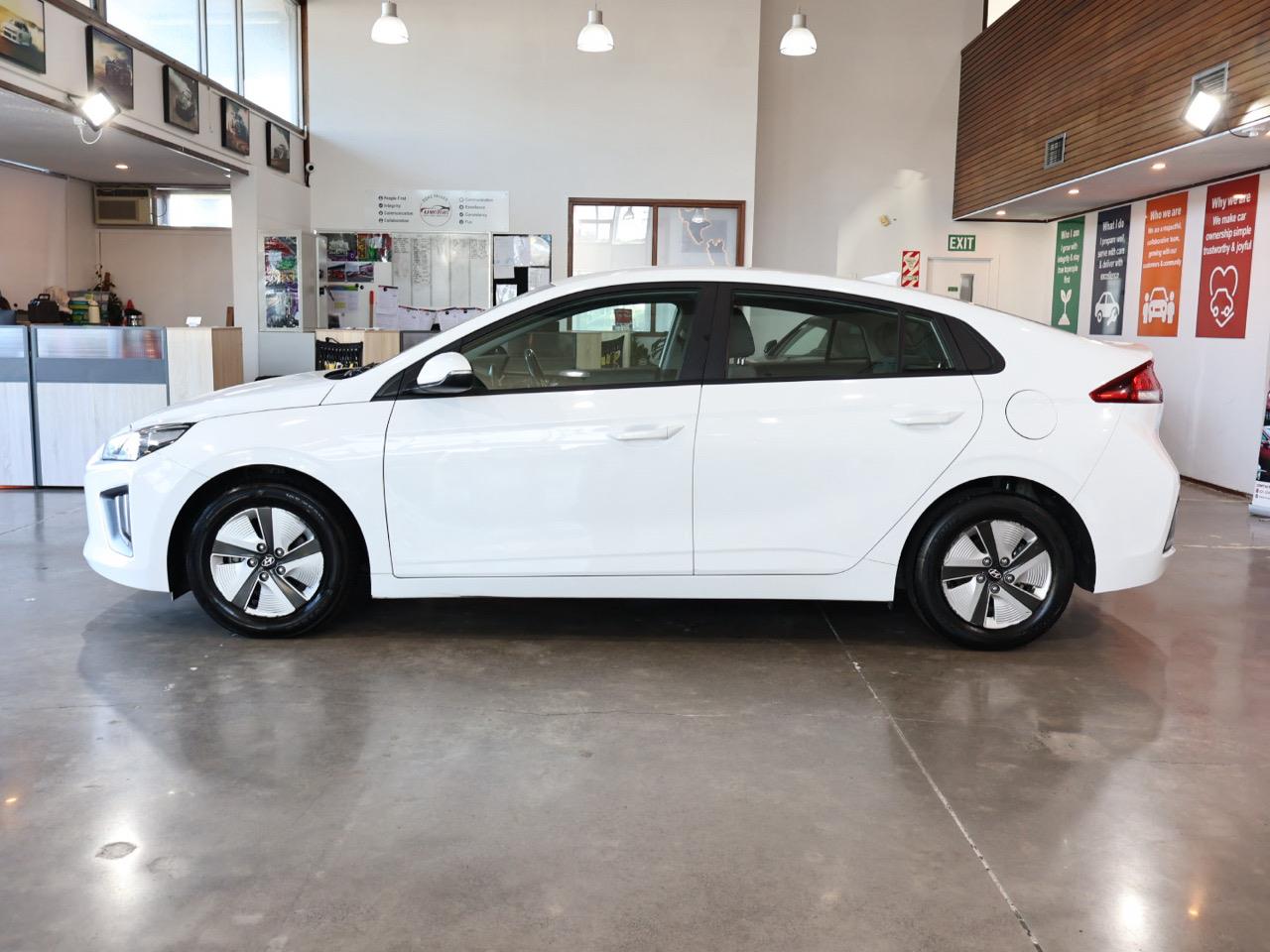 2022 Hyundai IONIQ