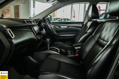 2016 Nissan X-Trail - Thumbnail