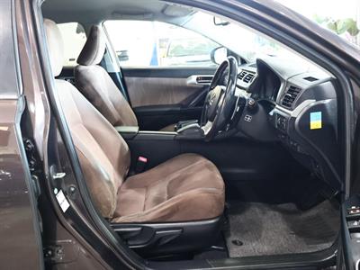 2013 Lexus CT200H - Thumbnail