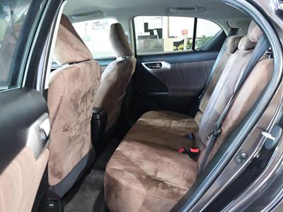 2013 Lexus CT200H - Thumbnail