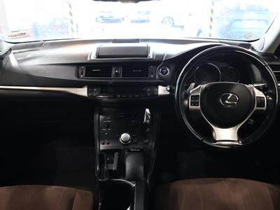 2013 Lexus CT200H - Thumbnail