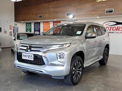 2023 Mitsubishi Pajero Sport - Thumbnail
