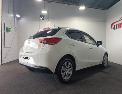 2020 Mazda 2 - Thumbnail