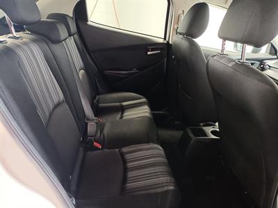 2020 Mazda 2 - Thumbnail