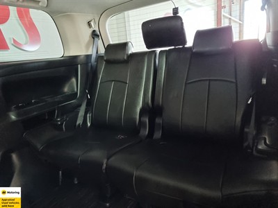 2017 Toyota Alphard - Thumbnail