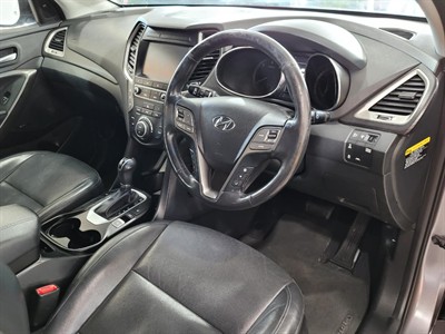 2016 Hyundai Santa Fe - Thumbnail