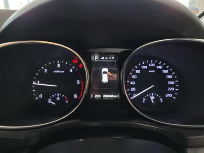 2016 Hyundai Santa Fe - Thumbnail