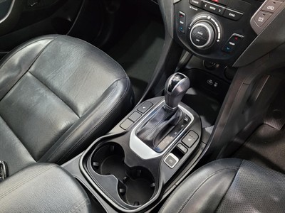 2016 Hyundai Santa Fe - Thumbnail