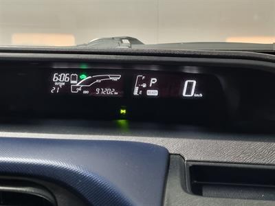 2015 Toyota Aqua - Thumbnail