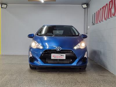 2015 Toyota Aqua - Thumbnail