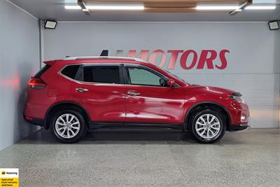 2018 Nissan X-Trail - Thumbnail