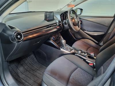 2015 Mazda Demio - Thumbnail