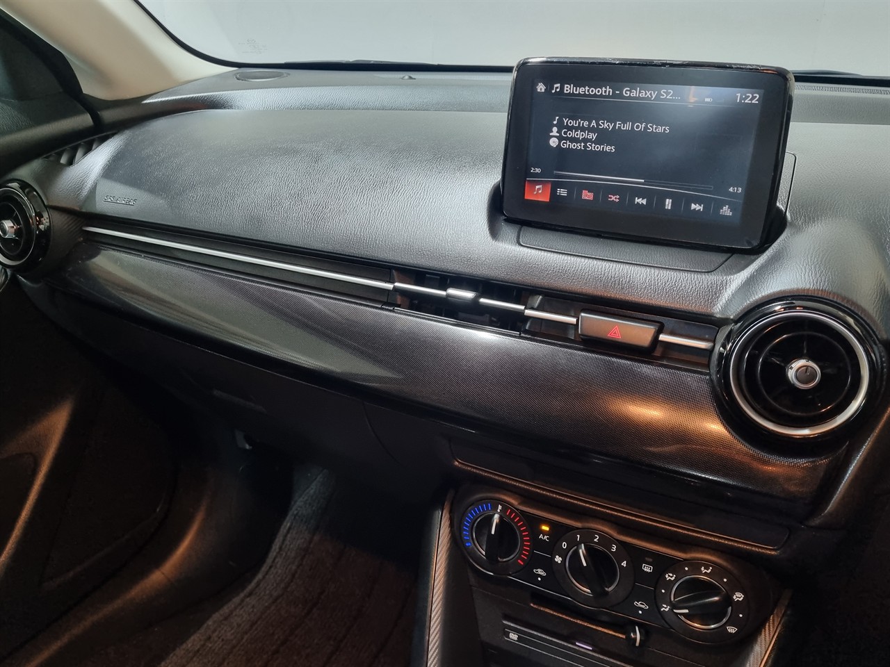 2015 Mazda Demio
