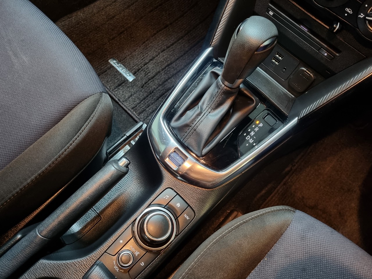 2015 Mazda Demio