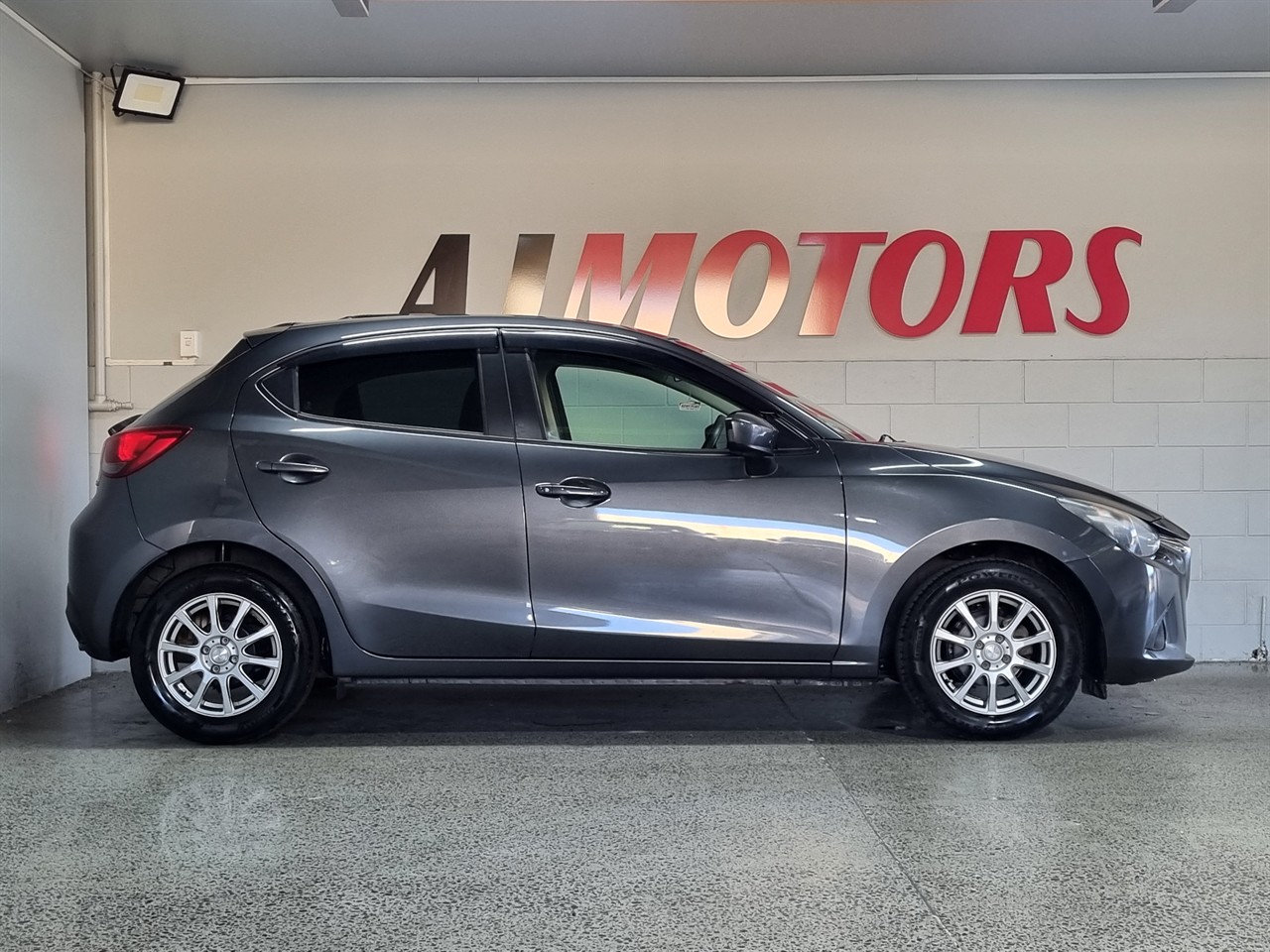 2015 Mazda Demio