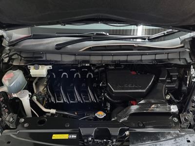 2016 Nissan Serena - Thumbnail