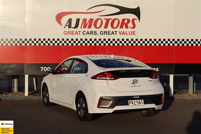 2022 Hyundai IONIQ - Thumbnail