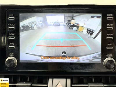 2020 Toyota RAV4 - Thumbnail