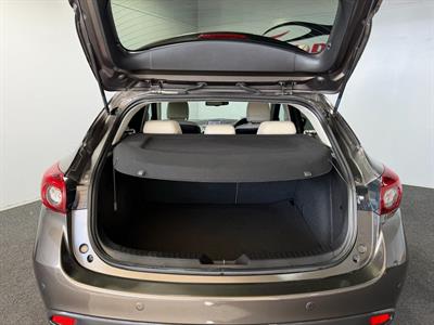 2014 Mazda Axela - Thumbnail