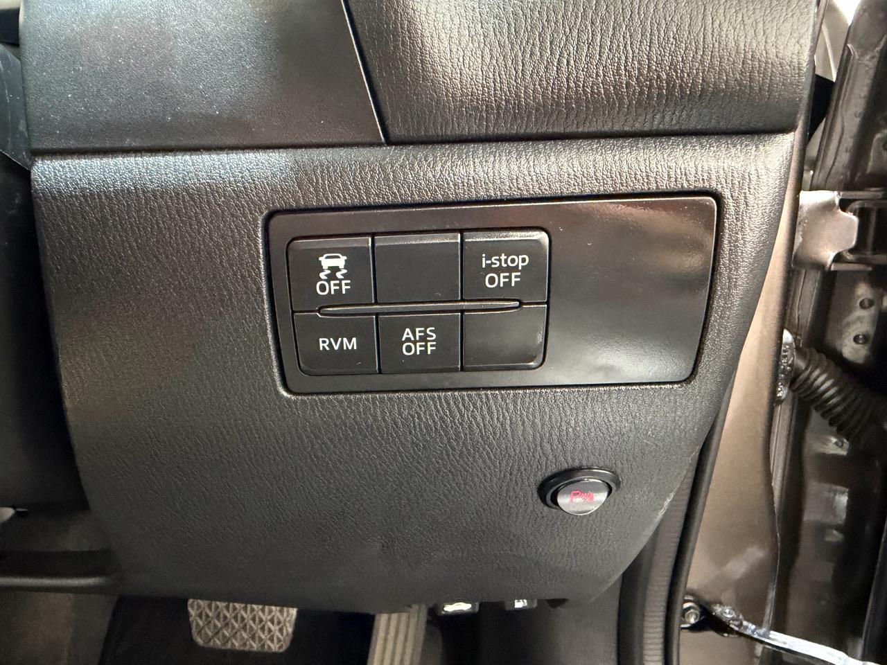 2014 Mazda Axela