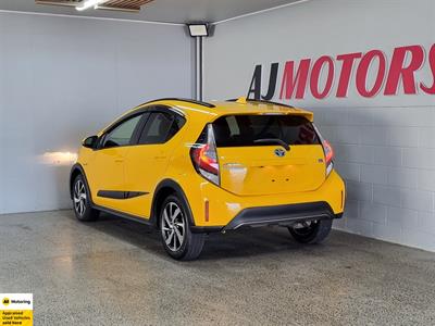 2017 Toyota Aqua - Thumbnail