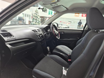 2014 Suzuki Swift - Thumbnail