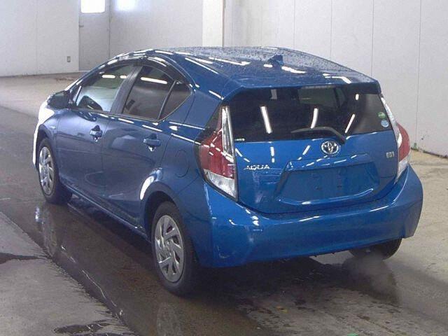 2016 Toyota Aqua