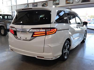2014 Honda Odyssey - Thumbnail