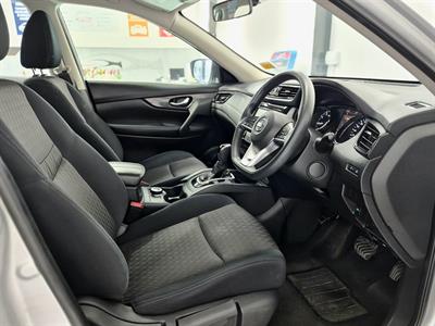 2021 Nissan X-Trail - Thumbnail