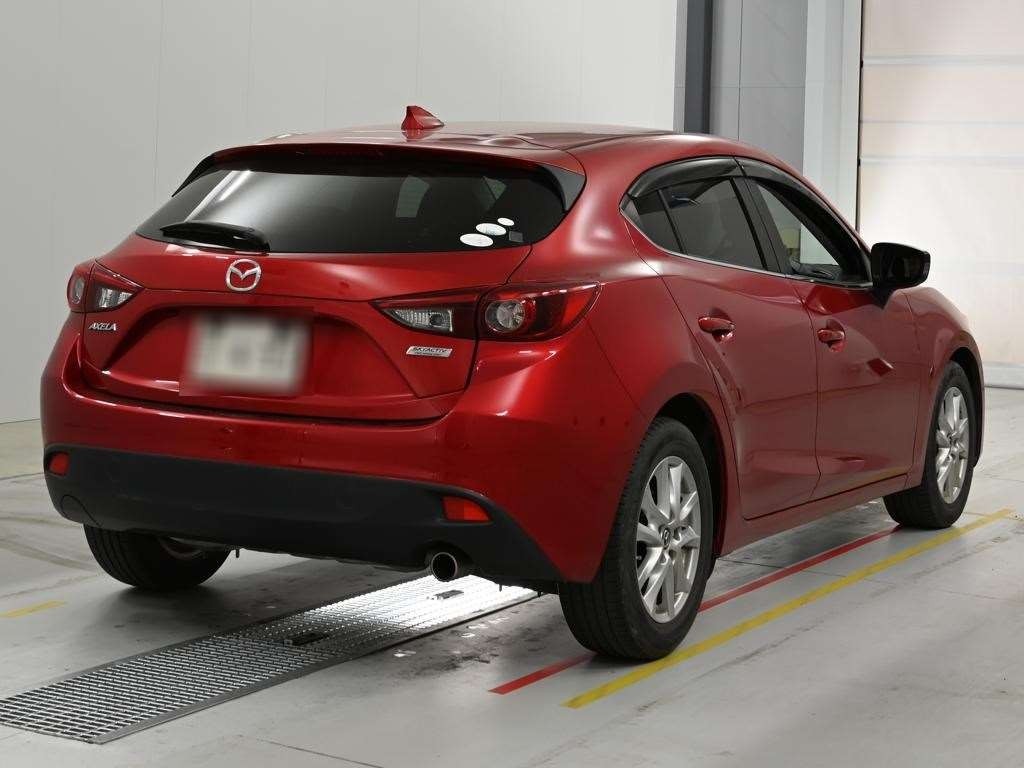 2015 Mazda Axela
