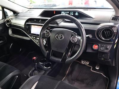 2014 Toyota Aqua - Thumbnail