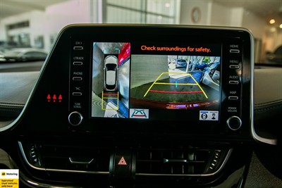 2019 Toyota C-HR - Thumbnail